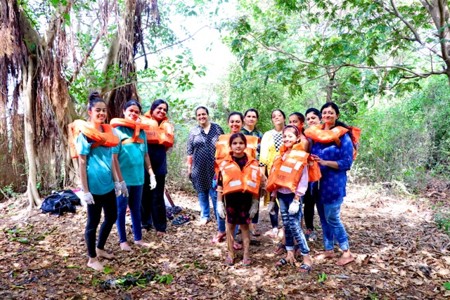 Gavier Lake Cleaning by Ladies Volunteers Team